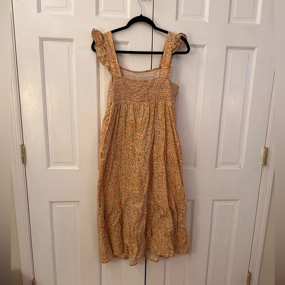 Universal Thread Yellow with Flowers - Picture 4 of 4